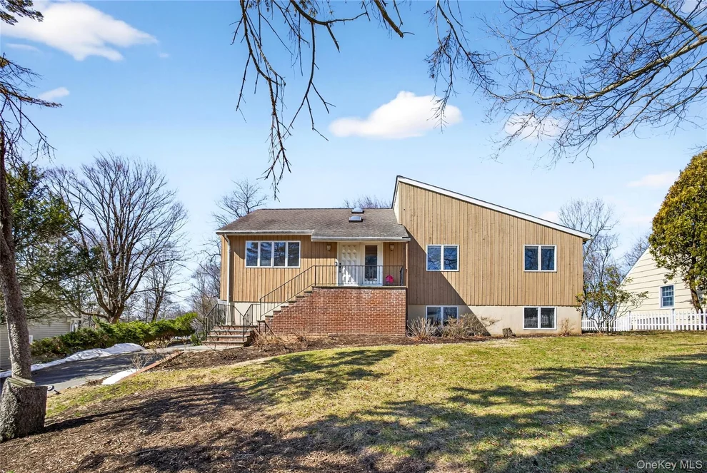 Unit for sale at 80 Ridgeview Drive, Mount Pleasant, NY 10570
