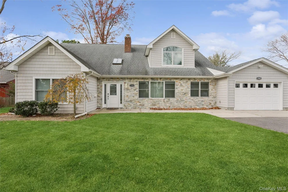 Unit for sale at 1560 Pebble Lane, Hempstead, NY 11557