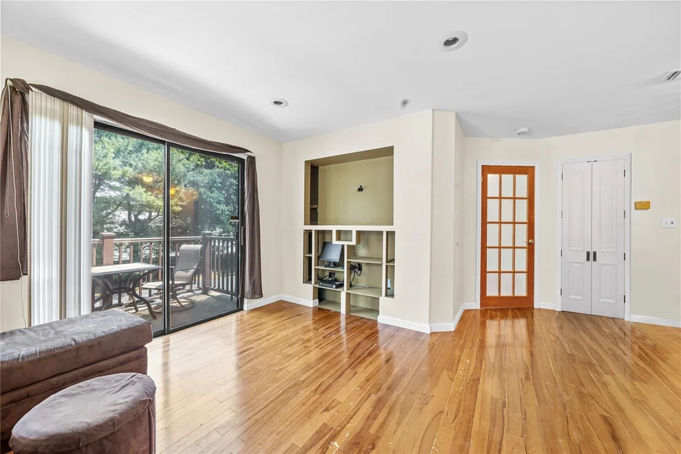 Unit for sale at 615 Broadway, Babylon, NY 11701