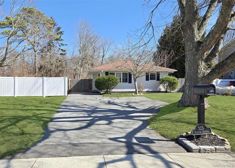 Unit for sale at 325 Dunton Avenue, Brookhaven, NY 11772
