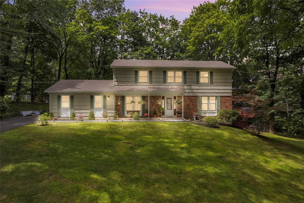 Unit for sale at 2385 Bunney Lane, Yorktown, NY 10598