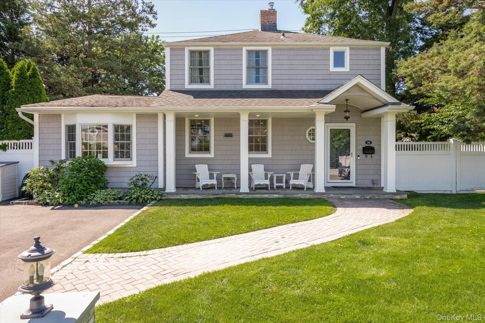 Unit for sale at 84 Earl Street, North Hempstead, NY 11590