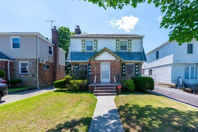 Unit for sale at 7318 180th Street, New York, NY 11366