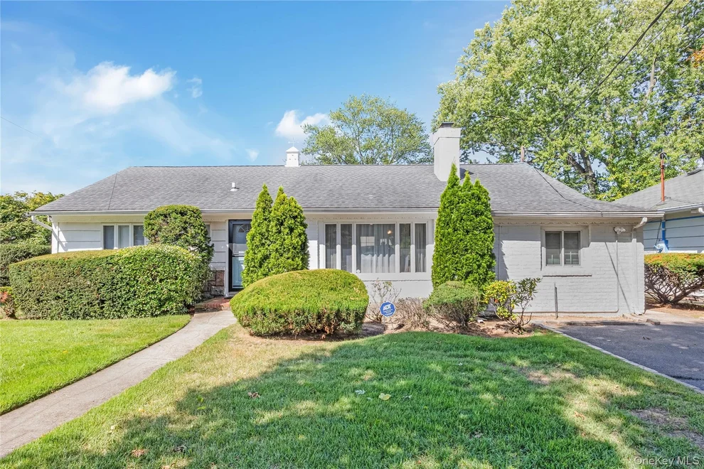 Unit for sale at 16 Lynwood Drive, Hempstead, NY 11580