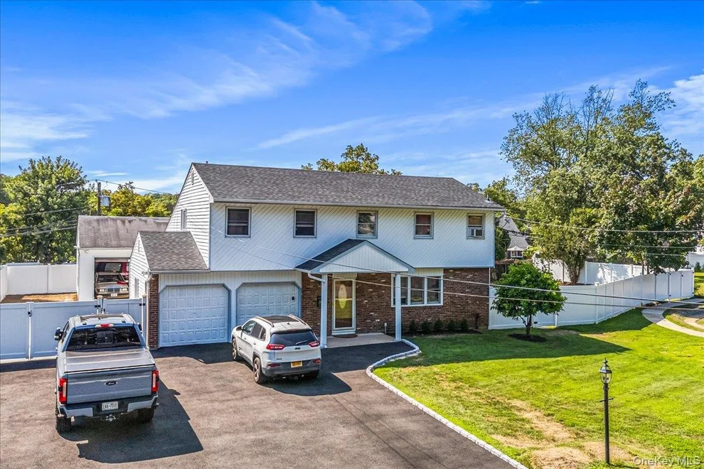 Unit for sale at 61 Andover Drive, Babylon, NY 11729