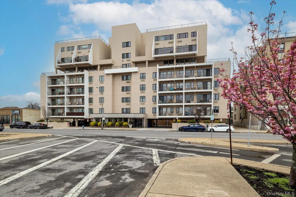 Unit for sale at 235 W Park Avenue, Long Beach, NY 11561