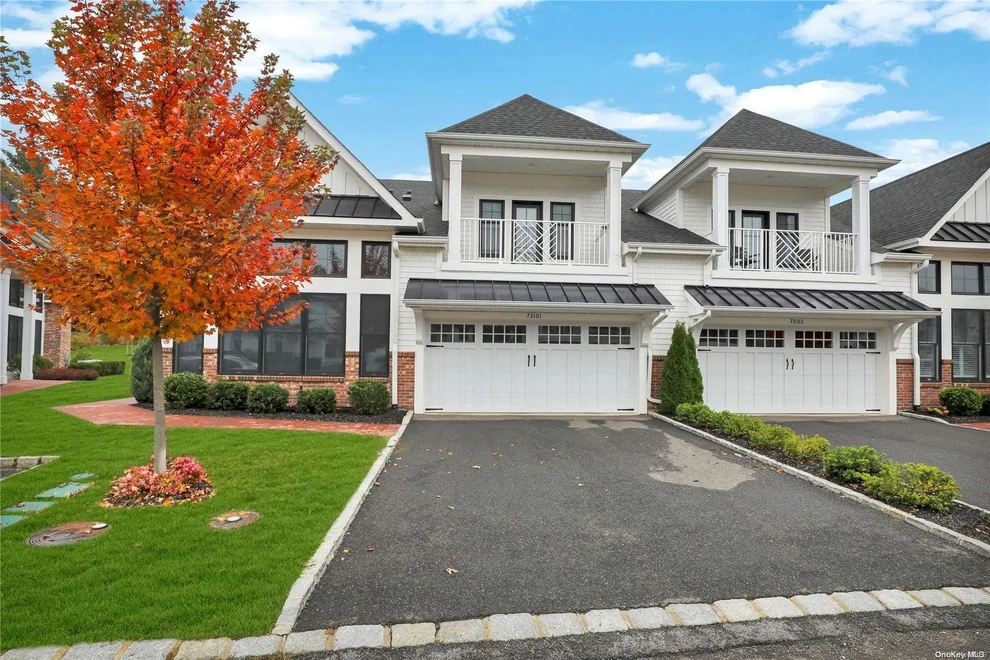 Unit for sale at 73101 Spruce Pond Circle, Oyster Bay, NY 11803