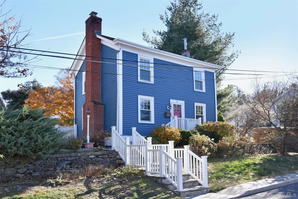 Unit for sale at 8 Washington Place, Greenburgh, NY 10591
