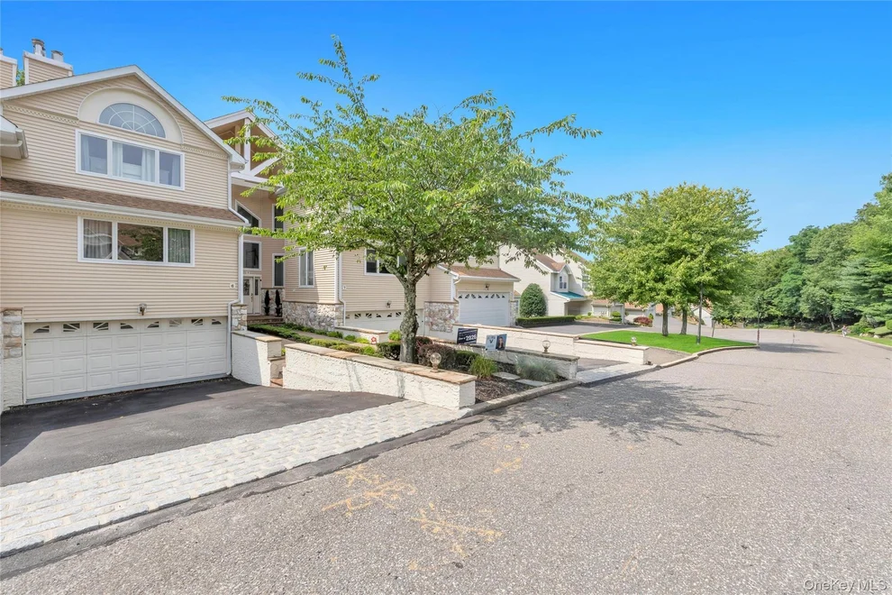 Unit for sale at 6 Princess Tree Court, Brookhaven, NY 11777