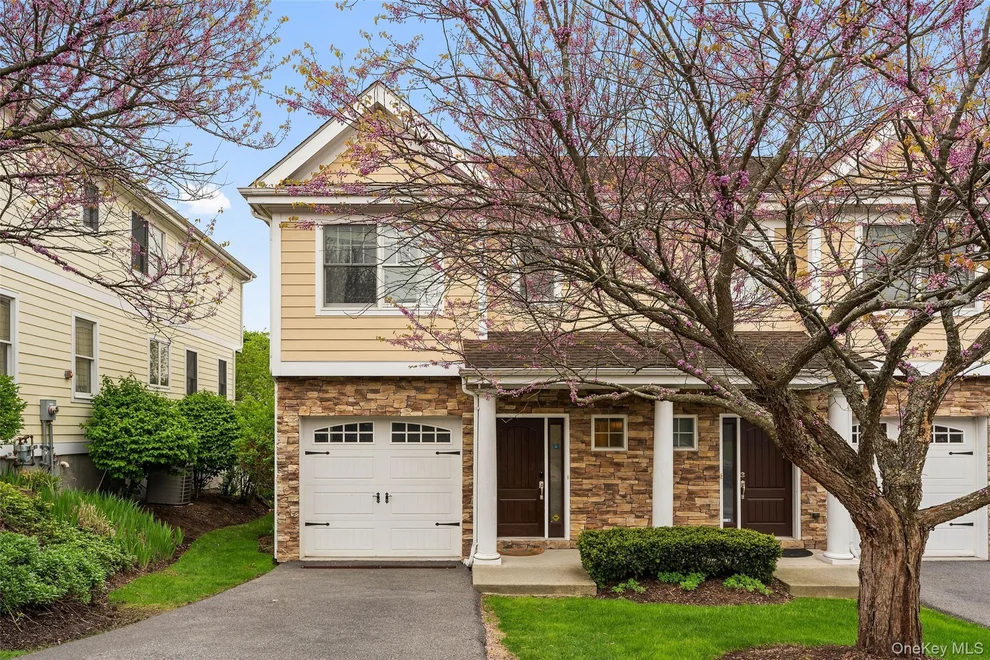 Unit for sale at 9 Daniel Street, Harrison, NY 10604