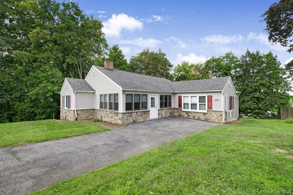 Unit for sale at 11 Mountain View Road, Poughkeepsie (Town), NY 12603