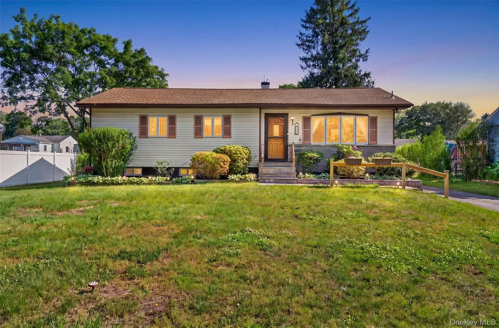 Unit for sale at 20 Glen Drive, Poughkeepsie (Town), NY 12590