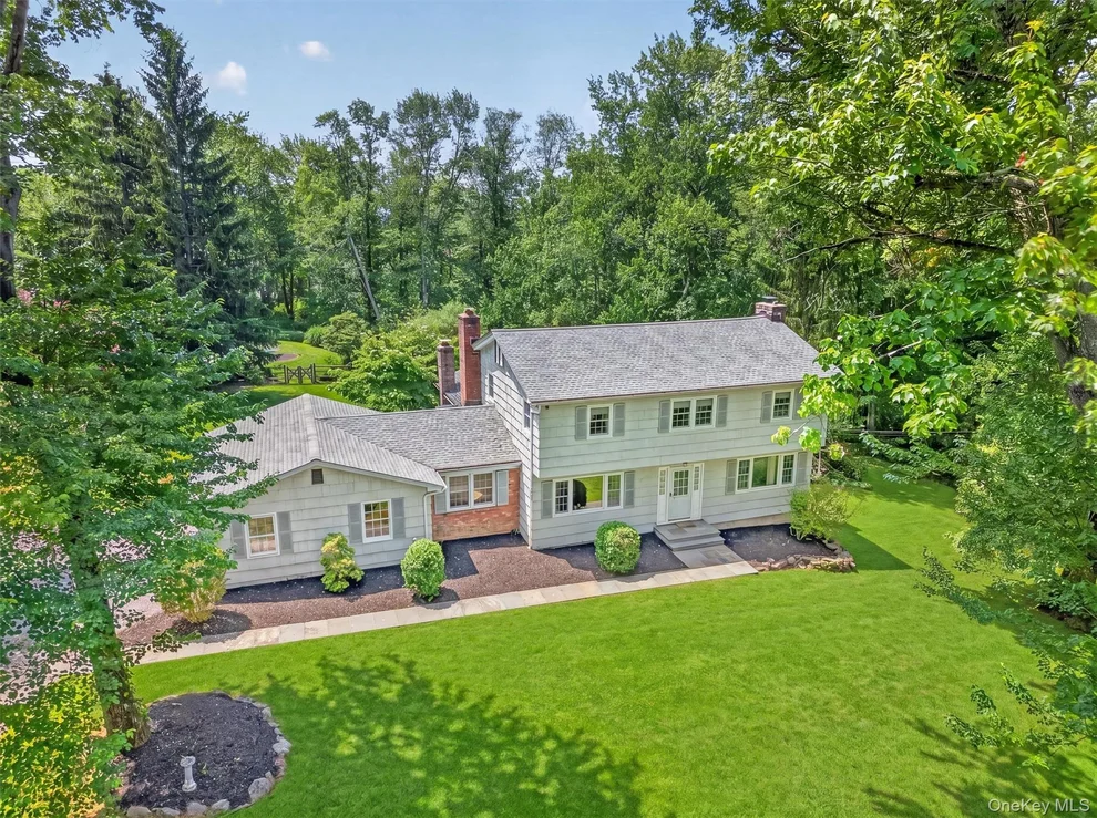 Unit for sale at 3 Lalli Drive, Somers, NY 10536