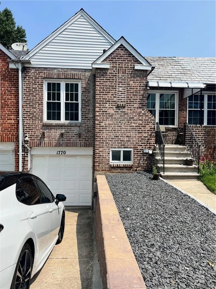 Unit for sale at 1770 Tenbroeck Avenue, New York, NY 10461