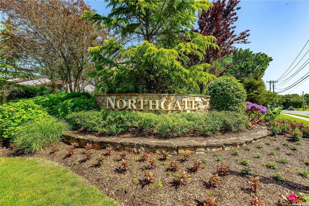 Unit for sale at 34 Northgate Crescent, Huntington, NY 11747
