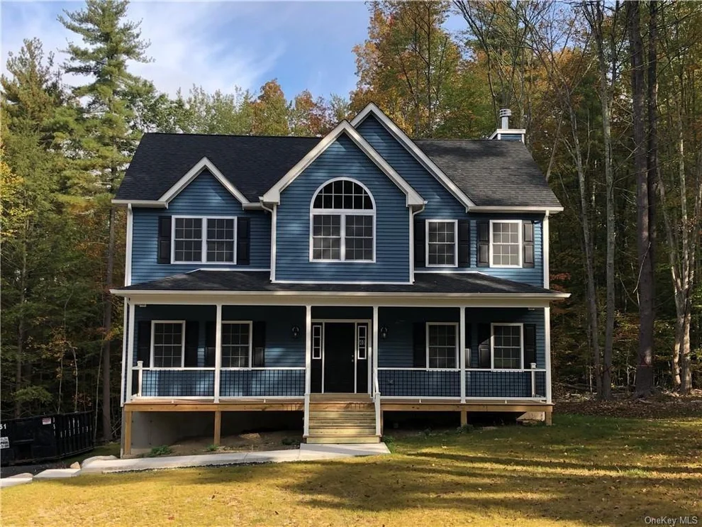 Unit for sale at 16 Silo Ridge Drive, Plattekill, NY 12589