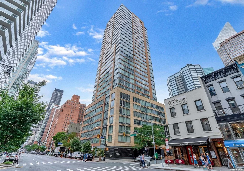 Unit for sale at 250 E 53 Street, New York, NY 10022