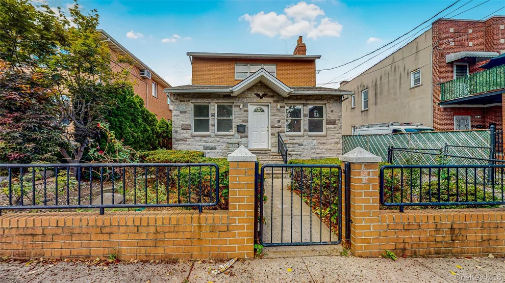 Unit for sale at 20-62 49th Street, New York, NY 11105