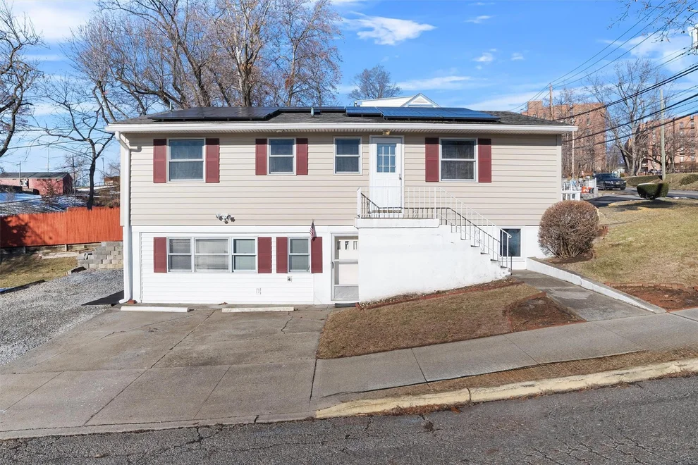 Unit for sale at 132 S Highland Avenue, Ossining, NY 10562