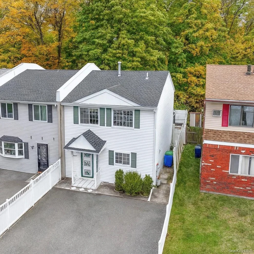 Unit for sale at 14 Spruce Peak Road, Middletown, NY 10940