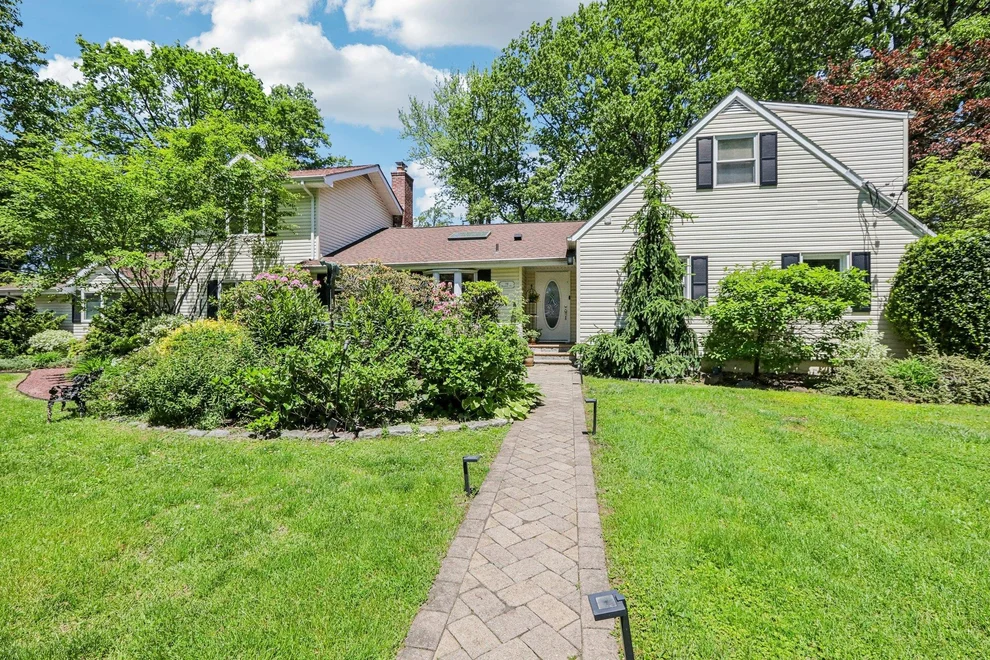 Unit for sale at 1 Meadowood Path, New Rochelle, NY 10804