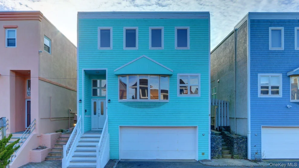 Unit for sale at 3 Oceanview Court, Long Beach, NY 11561