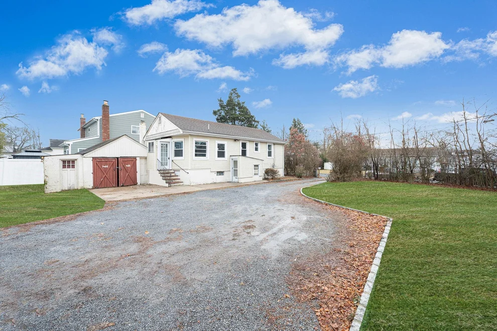 Unit for sale at 27 Mapleton Avenue, Brookhaven, NY 11738