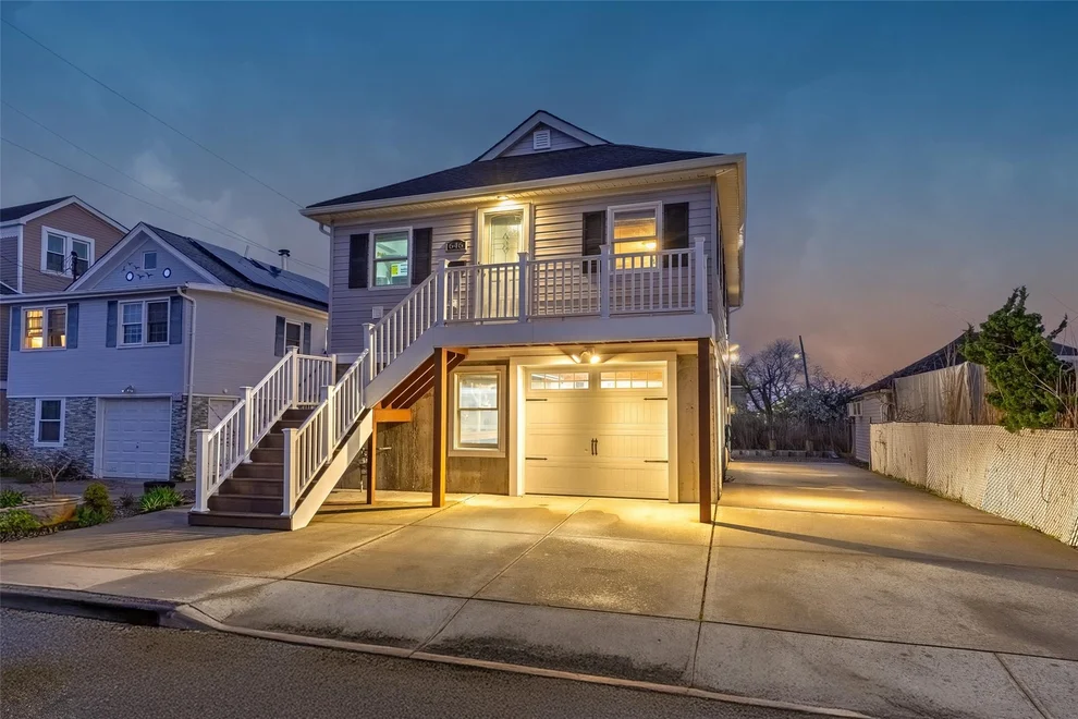 Unit for sale at 646 Lincoln Street, Hempstead, NY 11510