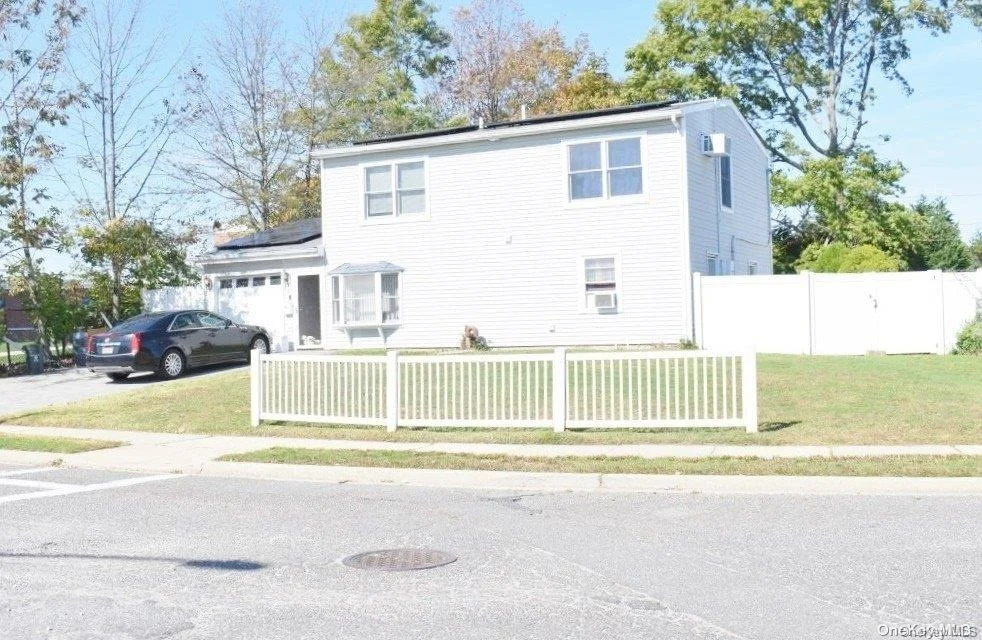Unit for sale at 41 Pelican Road, Hempstead, NY 11756