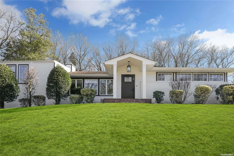 Unit for sale at 12 Elm Street, Oyster Bay, NY 11797