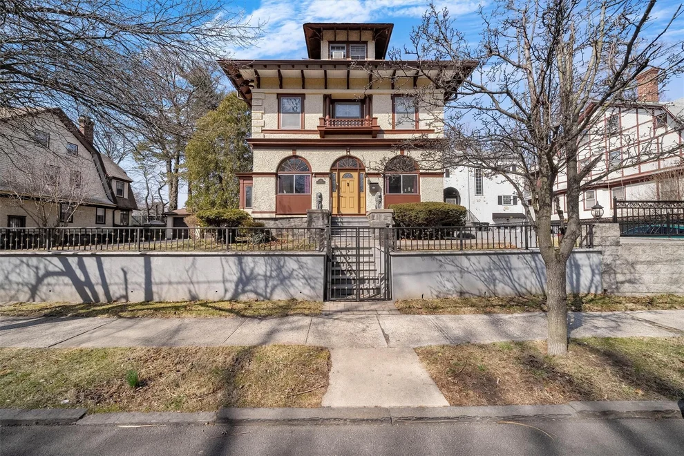 Unit for sale at 322 Langdon Avenue, Mount Vernon, NY 10553