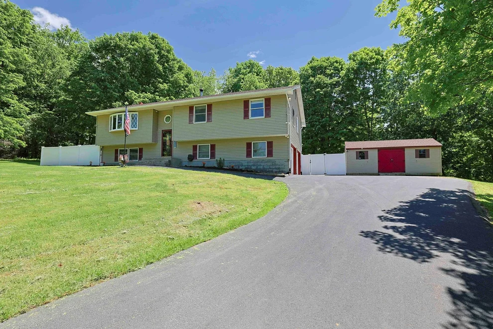 Unit for sale at 10 Marlene Court, Newburgh (Town), NY 12550
