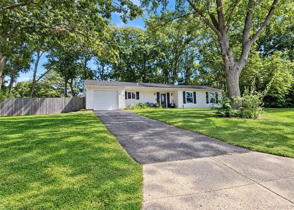 Unit for sale at 2679 Heather Avenue, Brookhaven, NY 11763