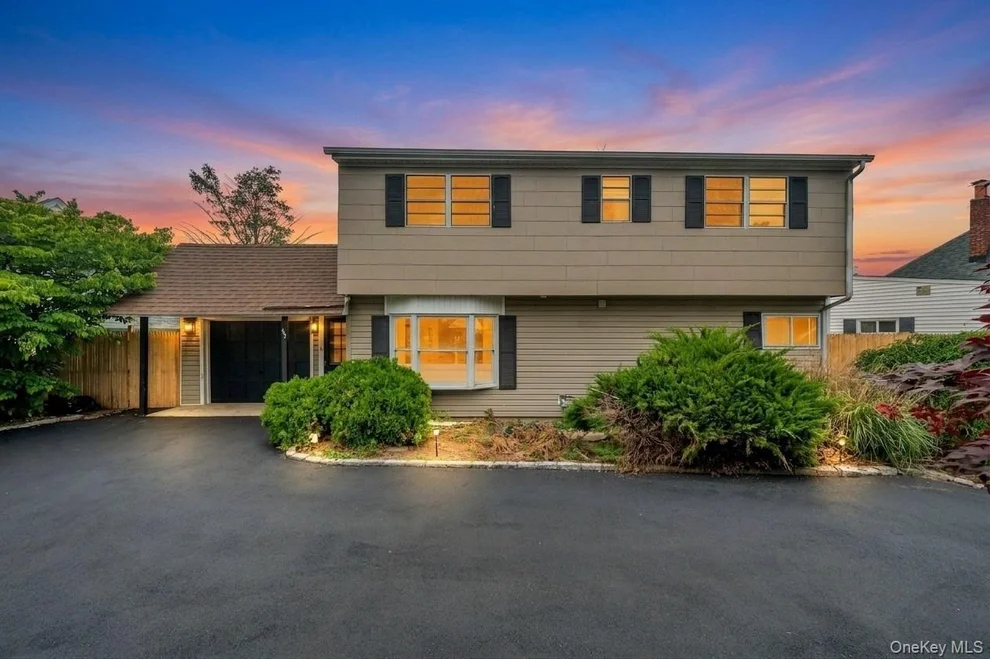 Unit for sale at 82 Scooter Lane, Oyster Bay, NY 11801
