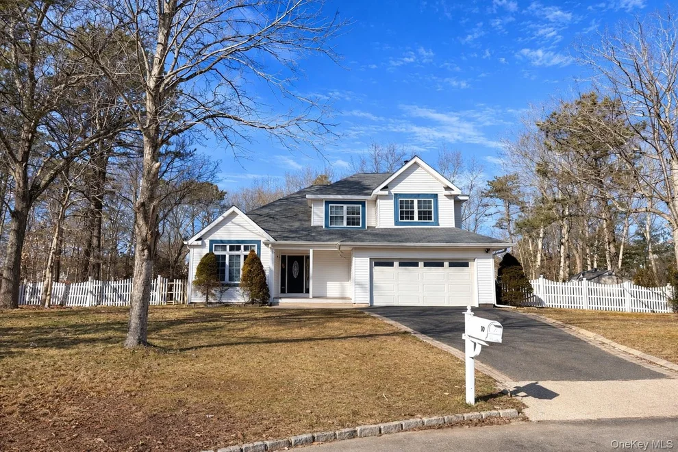 Unit for sale at 10 Silver Court, Brookhaven, NY 11961