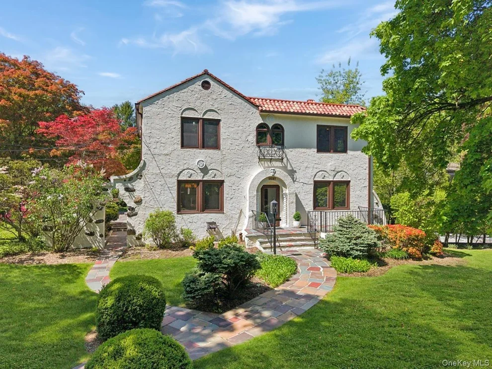 Unit for sale at 62 Broadfield Road, New Rochelle, NY 10804