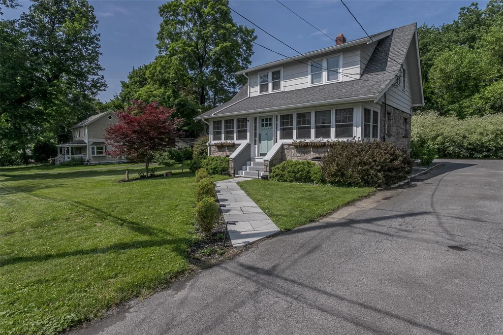 Unit for sale at 24 Edenville Road, Warwick (Town), NY 10990