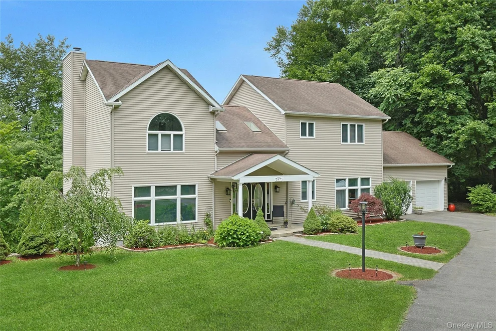 Unit for sale at 267 Lafayette Avenue, Cortlandt, NY 10567
