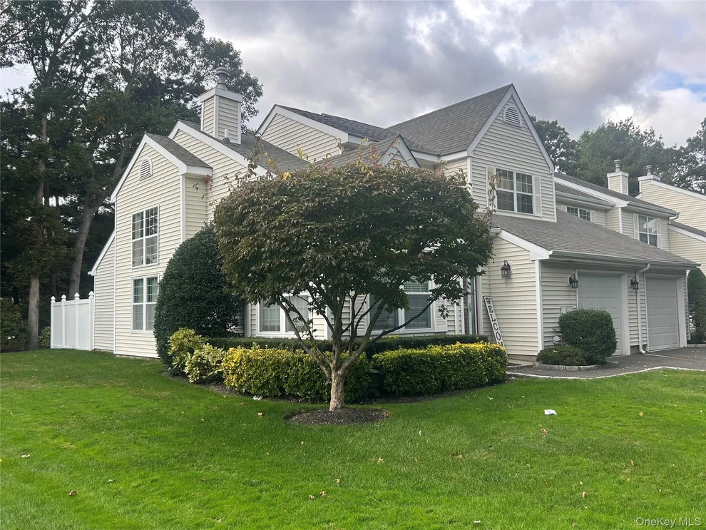 Unit for sale at 77 Mystic Circle, Islip, NY 11706