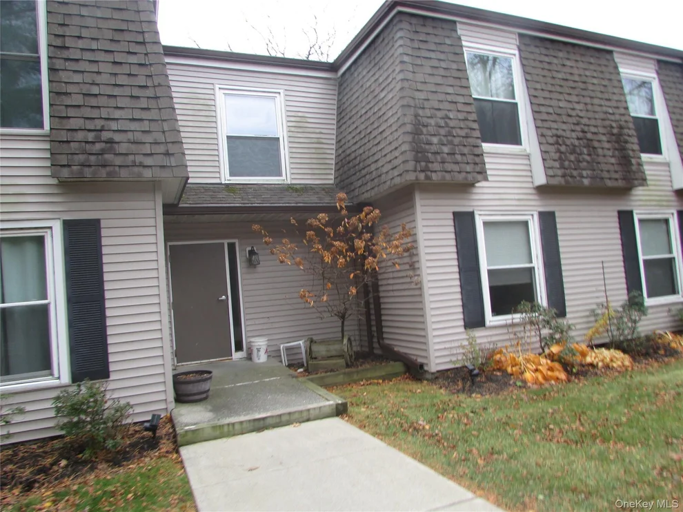 Unit for sale at 32 Hurlihe, Poughkeepsie, NY 12601