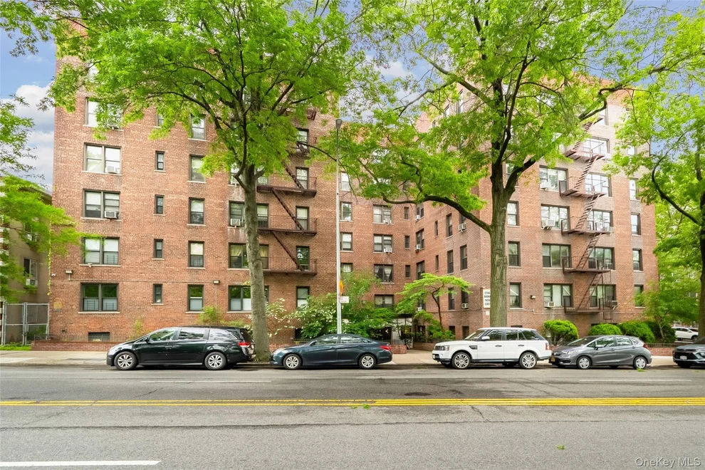 Unit for sale at 2244 Bronx Park E, New York, NY 10467
