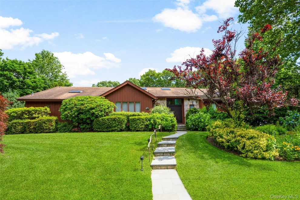 Unit for sale at 132 Barton Road, White Plains, NY 10605