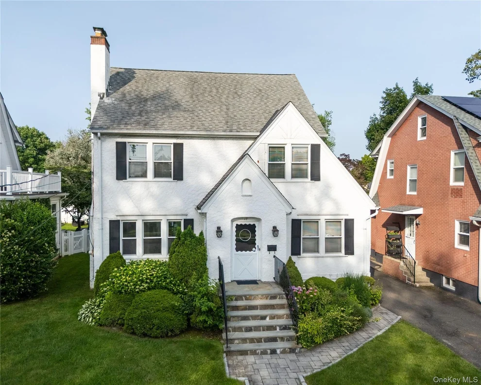 Unit for sale at 17 Austin Place, Rye Town, NY 10573