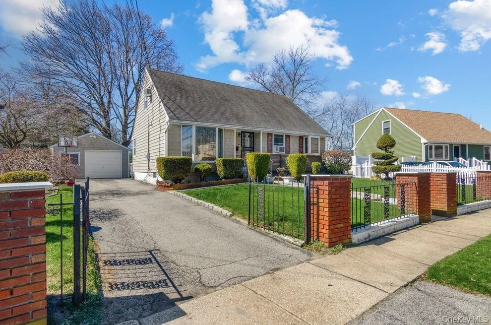 Unit for sale at 5 S Ronald Drive S, Babylon, NY 11701