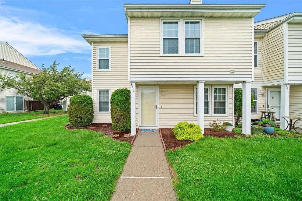 Unit for sale at 3816 Whispering Hills, Chester Town, NY 10918