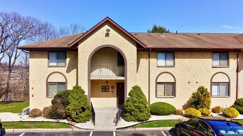 Unit for sale at 51 Omni Parc Drive, Clarkstown, NY 10954