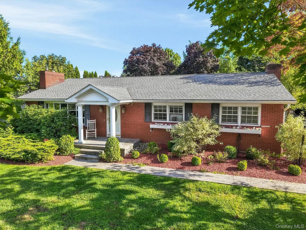 Unit for sale at 5 Anna Place, Marlboro, NY 12542