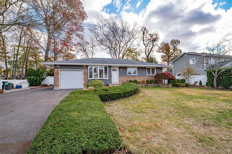 Unit for sale at 31 Boulevard Avenue, Islip, NY 11795