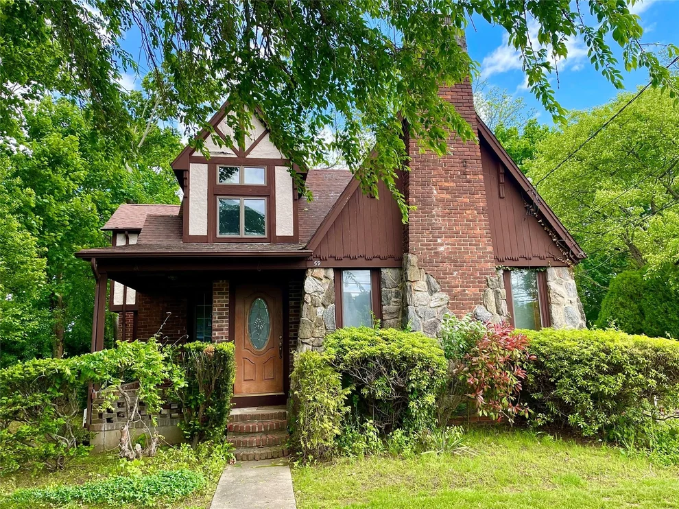Unit for sale at 59 Sunset Road, Islip, NY 11706