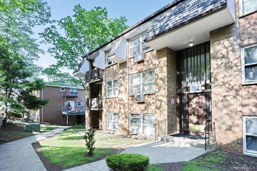 Unit for sale at 152 Kearsing Parkway, Ramapo, NY 10952